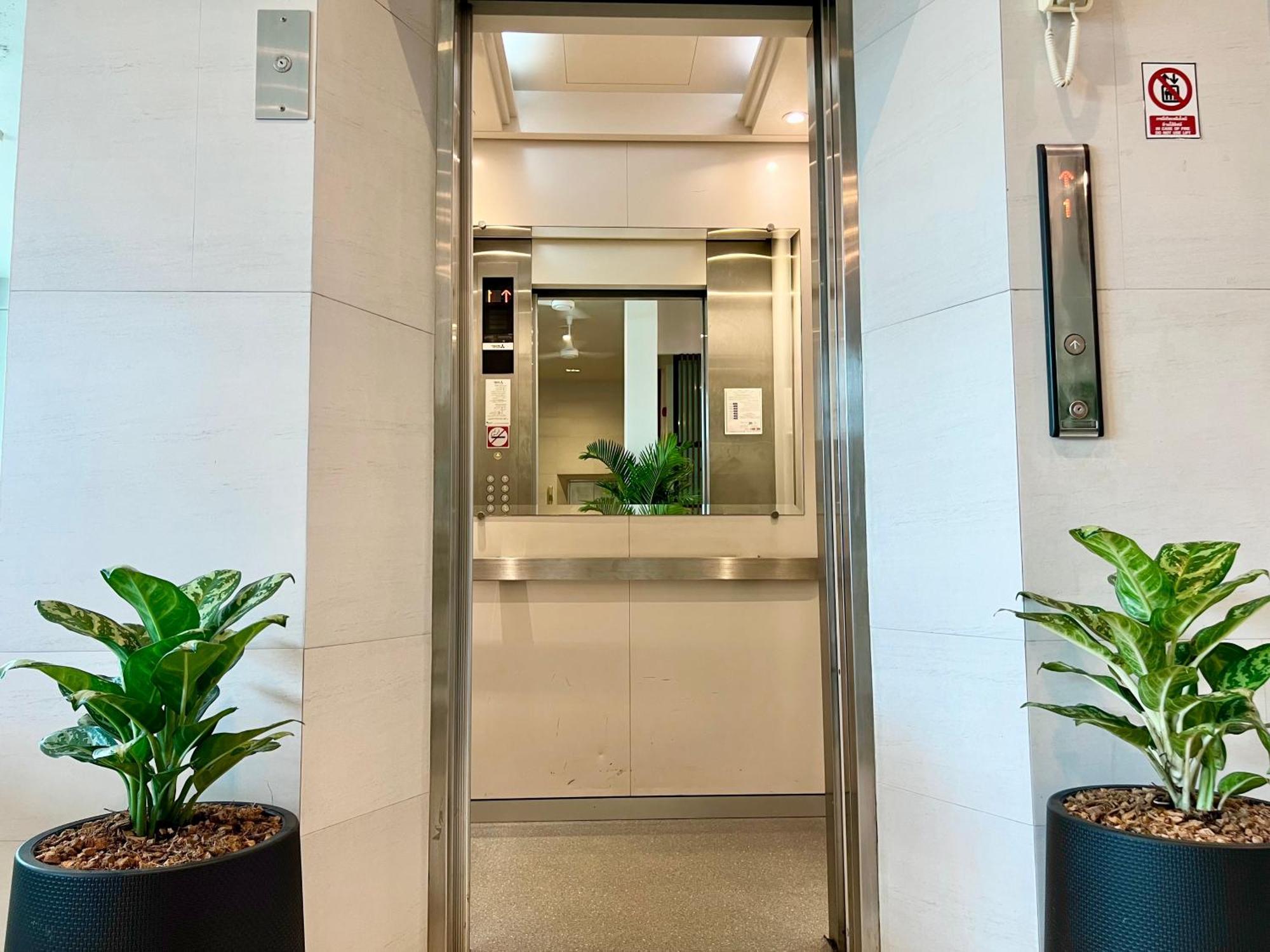 Centro One Patong Ξενοδοχείο Εξωτερικό φωτογραφία